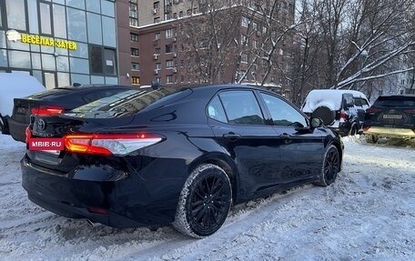 Toyota Camry, 2019 год, 3 050 000 рублей, 2 фотография