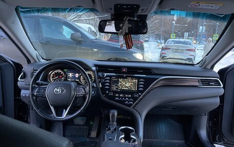 Toyota Camry, 2019 год, 3 050 000 рублей, 11 фотография