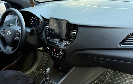 Hyundai Solaris II рестайлинг, 2022 год, 1 780 000 рублей, 17 фотография