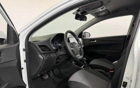 Hyundai Solaris II рестайлинг, 2020 год, 1 630 000 рублей, 6 фотография