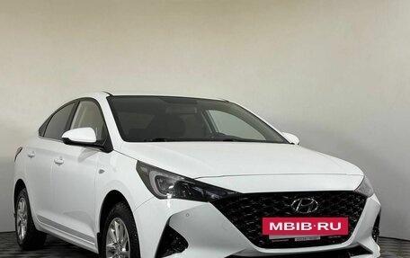 Hyundai Solaris II рестайлинг, 2020 год, 1 630 000 рублей, 2 фотография