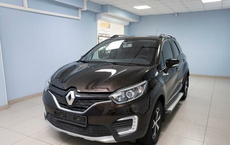 Renault Kaptur I рестайлинг, 2019 год, 1 369 000 рублей, 2 фотография
