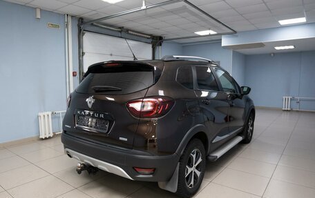 Renault Kaptur I рестайлинг, 2019 год, 1 369 000 рублей, 3 фотография