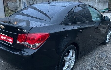 Chevrolet Cruze II, 2010 год, 770 000 рублей, 5 фотография