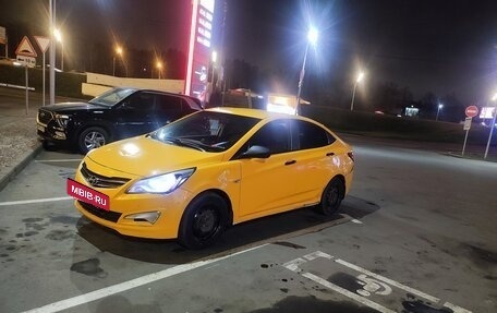 Hyundai Solaris II рестайлинг, 2015 год, 430 000 рублей, 4 фотография