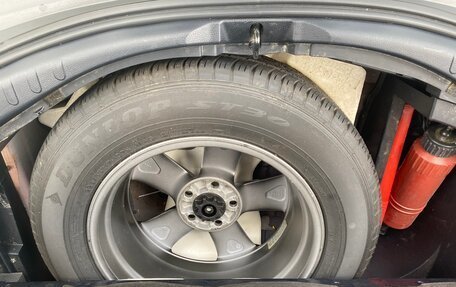 Toyota RAV4, 2015 год, 1 860 000 рублей, 17 фотография