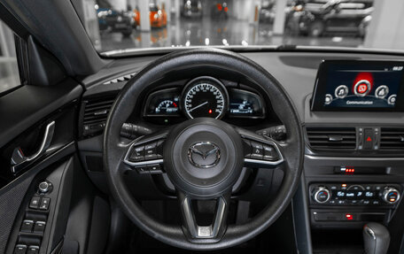 Mazda CX-4, 2022 год, 2 820 000 рублей, 11 фотография