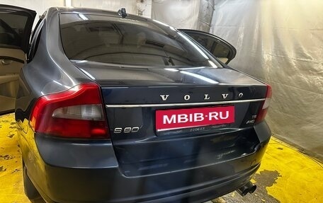 Volvo S80 II рестайлинг 2, 2008 год, 930 000 рублей, 1 фотография
