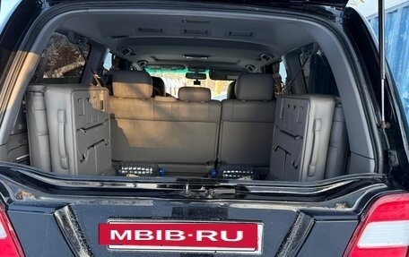 Toyota Land Cruiser 100 рестайлинг 2, 2004 год, 2 600 000 рублей, 6 фотография