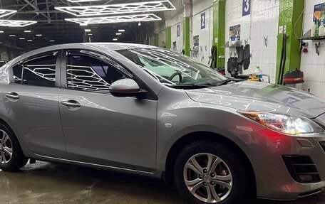 Mazda 3, 2011 год, 900 000 рублей, 2 фотография