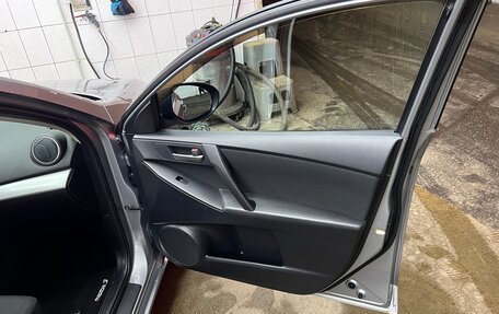 Mazda 3, 2011 год, 900 000 рублей, 15 фотография