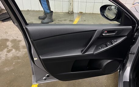 Mazda 3, 2011 год, 900 000 рублей, 17 фотография