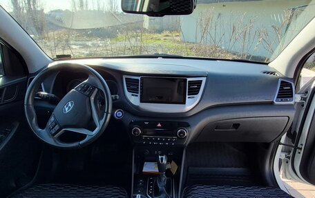 Hyundai Tucson III, 2018 год, 2 150 000 рублей, 6 фотография