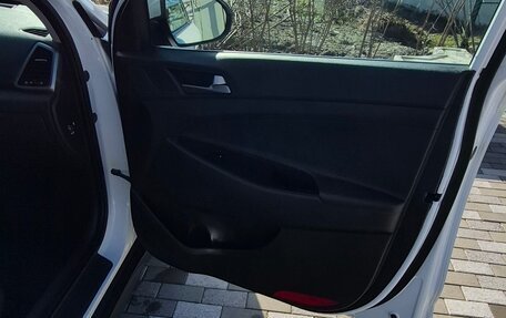 Hyundai Tucson III, 2018 год, 2 150 000 рублей, 3 фотография