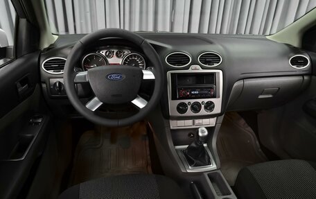 Ford Focus II рестайлинг, 2011 год, 649 000 рублей, 6 фотография