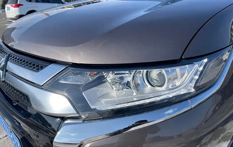 Mitsubishi Outlander III рестайлинг 3, 2022 год, 2 172 000 рублей, 9 фотография