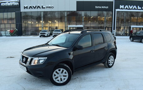 Nissan Terrano III, 2015 год, 910 000 рублей, 2 фотография