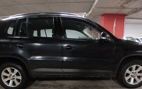 Volkswagen Tiguan I, 2010 год, 1 300 000 рублей, 2 фотография