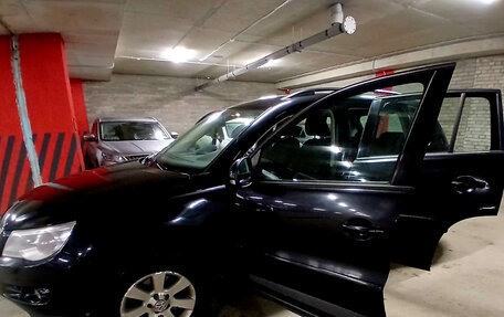 Volkswagen Tiguan I, 2010 год, 1 300 000 рублей, 13 фотография
