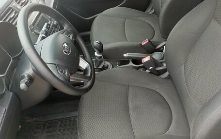 KIA Rio III рестайлинг, 2015 год, 1 110 000 рублей, 10 фотография