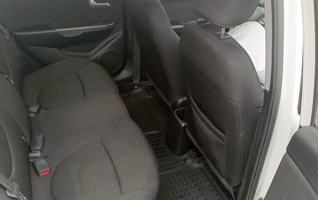 KIA Rio III рестайлинг, 2015 год, 1 110 000 рублей, 16 фотография