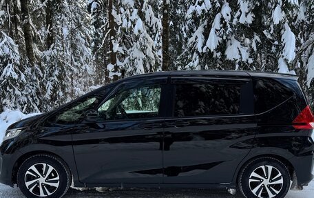 Honda Freed II, 2019 год, 1 770 000 рублей, 3 фотография