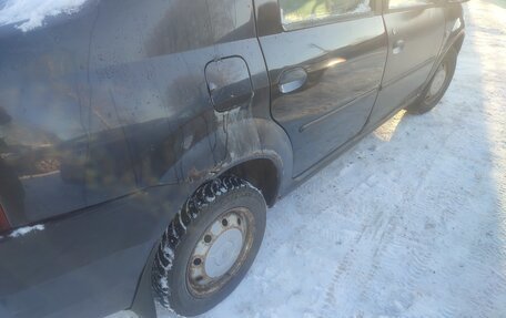 Renault Logan I, 2006 год, 95 000 рублей, 3 фотография