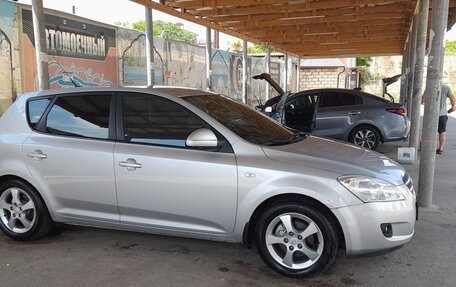 KIA cee'd I рестайлинг, 2009 год, 800 000 рублей, 10 фотография