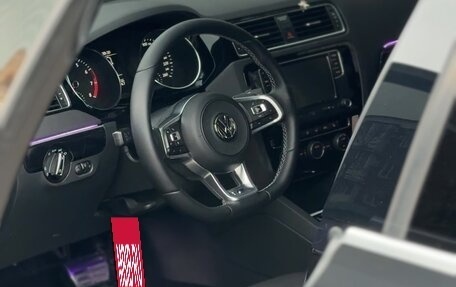 Volkswagen Jetta VI, 2018 год, 2 300 000 рублей, 18 фотография