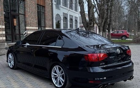 Volkswagen Jetta VI, 2018 год, 2 300 000 рублей, 24 фотография