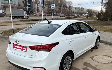 Hyundai Solaris II рестайлинг, 2018 год, 1 170 000 рублей, 3 фотография