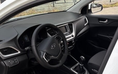 Hyundai Solaris II рестайлинг, 2018 год, 1 170 000 рублей, 7 фотография