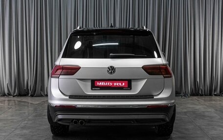 Volkswagen Tiguan II, 2017 год, 2 990 000 рублей, 4 фотография