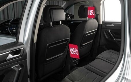 Volkswagen Tiguan II, 2017 год, 2 990 000 рублей, 11 фотография