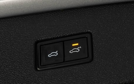 Volkswagen Tiguan II, 2017 год, 2 990 000 рублей, 21 фотография