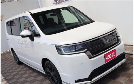 Honda Stepwgn, 2022 год, 2 250 555 рублей, 3 фотография