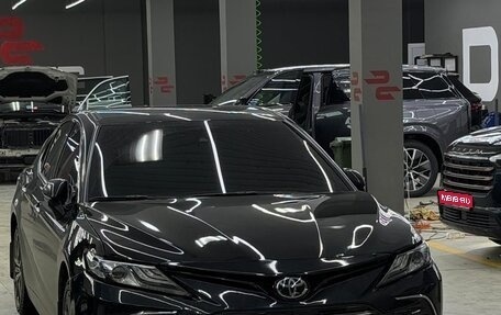 Toyota Camry, 2022 год, 3 100 000 рублей, 1 фотография