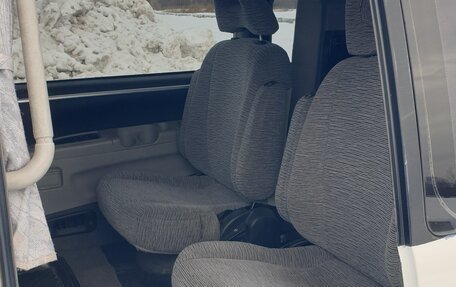 Mitsubishi Delica IV, 2002 год, 1 137 000 рублей, 16 фотография