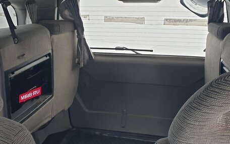 Mitsubishi Delica IV, 2002 год, 1 137 000 рублей, 18 фотография