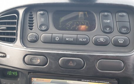 Mitsubishi Delica IV, 2002 год, 1 137 000 рублей, 25 фотография