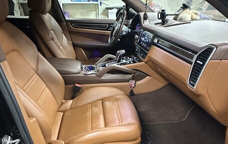 Porsche Cayenne III, 2021 год, 15 000 000 рублей, 28 фотография