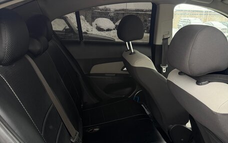 Chevrolet Cruze II, 2011 год, 600 000 рублей, 7 фотография