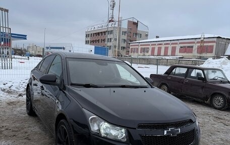 Chevrolet Cruze II, 2011 год, 600 000 рублей, 3 фотография