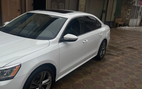 Volkswagen Passat B8 рестайлинг, 2018 год, 1 980 000 рублей, 5 фотография