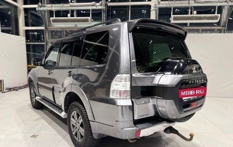 Mitsubishi Pajero IV, 2015 год, 2 690 000 рублей, 3 фотография