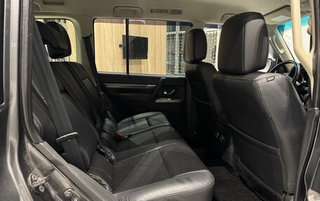 Mitsubishi Pajero IV, 2015 год, 2 690 000 рублей, 28 фотография