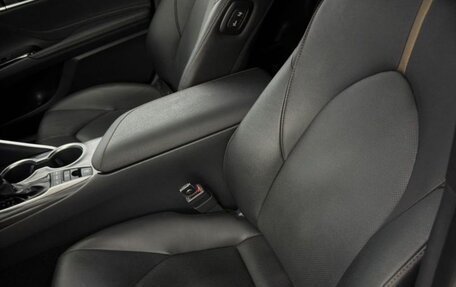 Toyota Camry, 2022 год, 3 100 000 рублей, 4 фотография