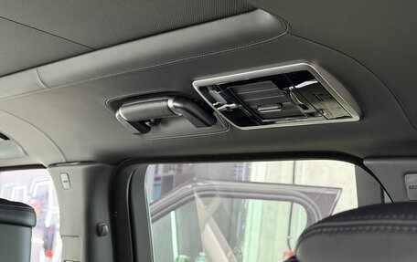 Land Rover Range Rover IV рестайлинг, 2019 год, 7 000 000 рублей, 27 фотография