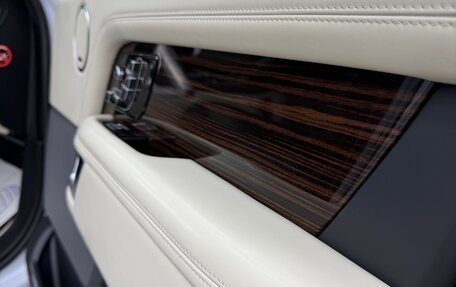 Land Rover Range Rover IV рестайлинг, 2019 год, 7 000 000 рублей, 32 фотография