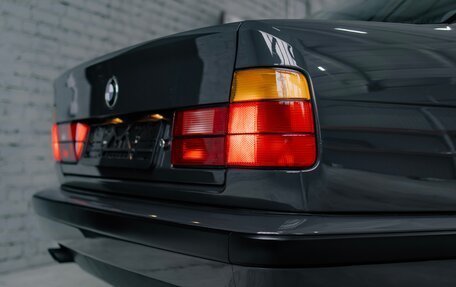 BMW 5 серия, 1991 год, 2 800 000 рублей, 2 фотография
